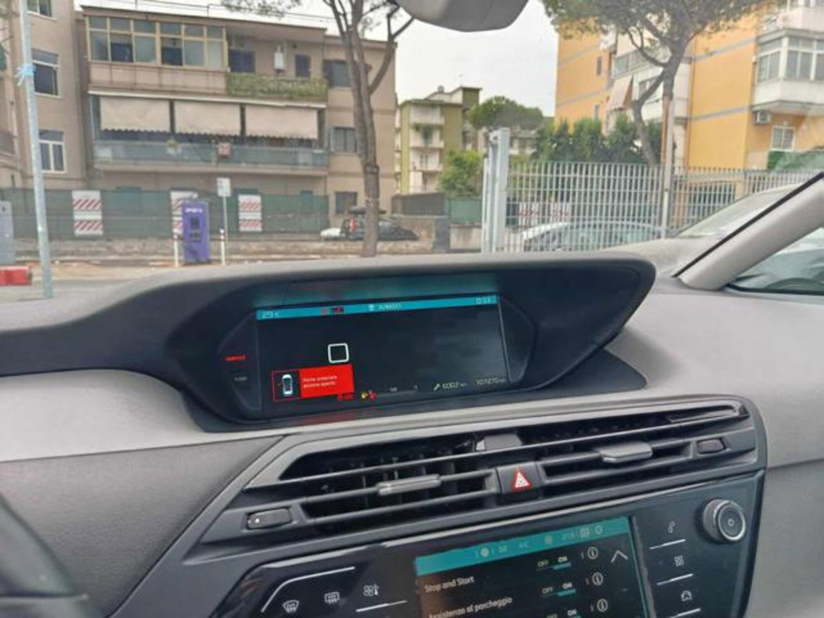 Citroen C4 Picasso PureTech 130 S&S Shine (9)