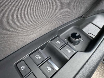 Audi A6 Avant 40 2.0 TDI quattro ultra S tronic Design (15)