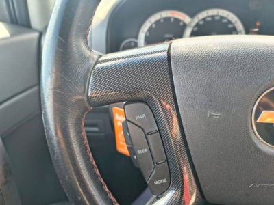 Chevrolet Captiva 2.0 VCDi LTX (14)