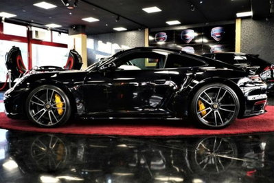 Porsche 911 Coupé Coupe 3.7 Turbo S auto (18)