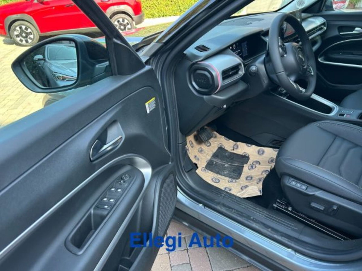 Jeep Avenger 1.2 turbo Summit fwd 100cv (14)