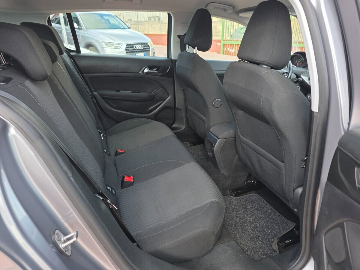 Peugeot 308 BlueHDi 120 S&S Active (10)