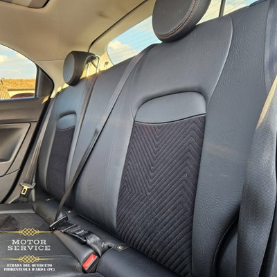 Fiat 500X 1.4 MultiAir 140 CV DCT Lounge (16)
