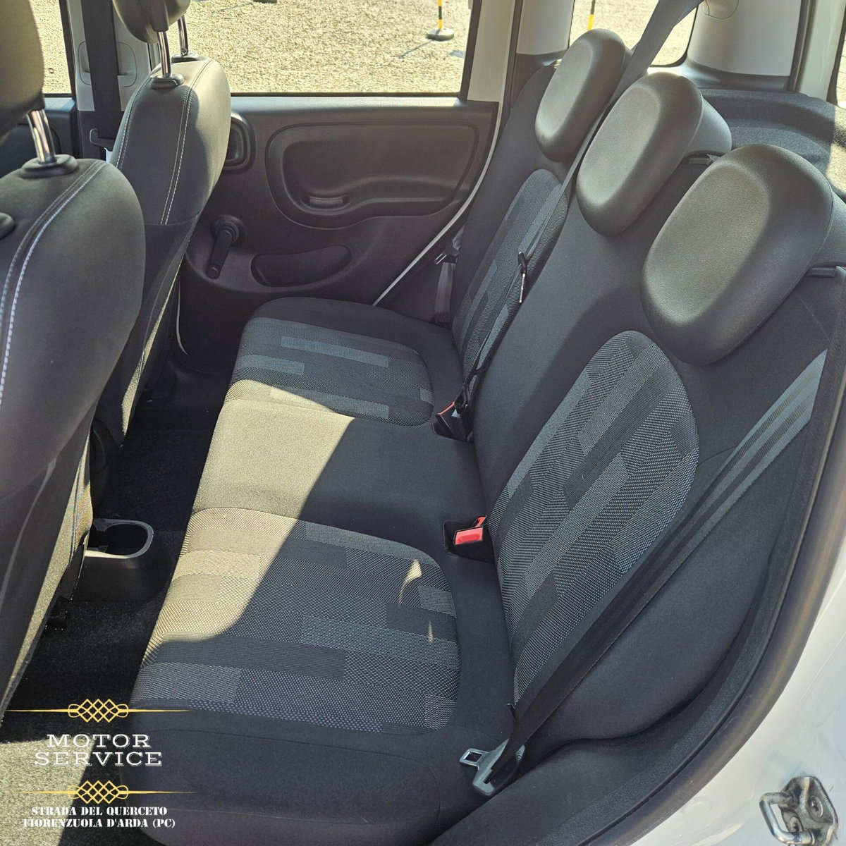 Fiat Panda 1.0 FireFly S&S Hybrid City Cross (11)