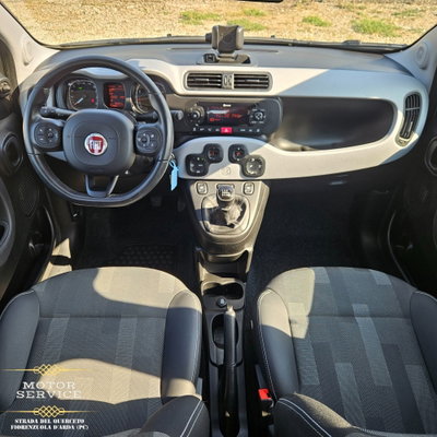 Fiat Panda 1.0 FireFly S&S Hybrid City Cross (12)
