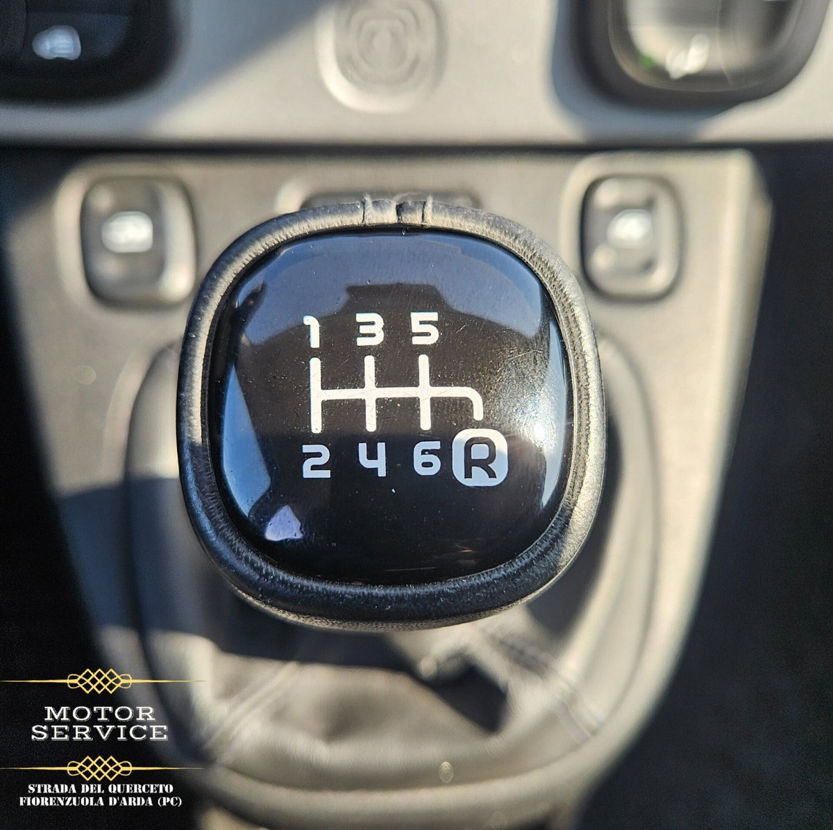 Fiat Panda 1.0 FireFly S&S Hybrid City Cross (15)