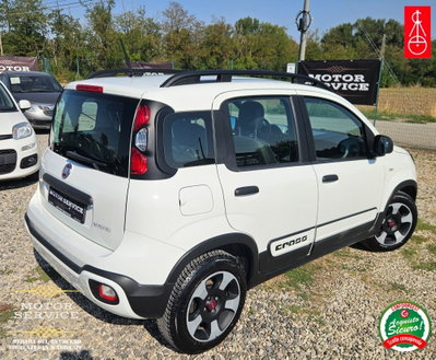 Fiat Panda 1.0 FireFly S&S Hybrid City Cross (7)