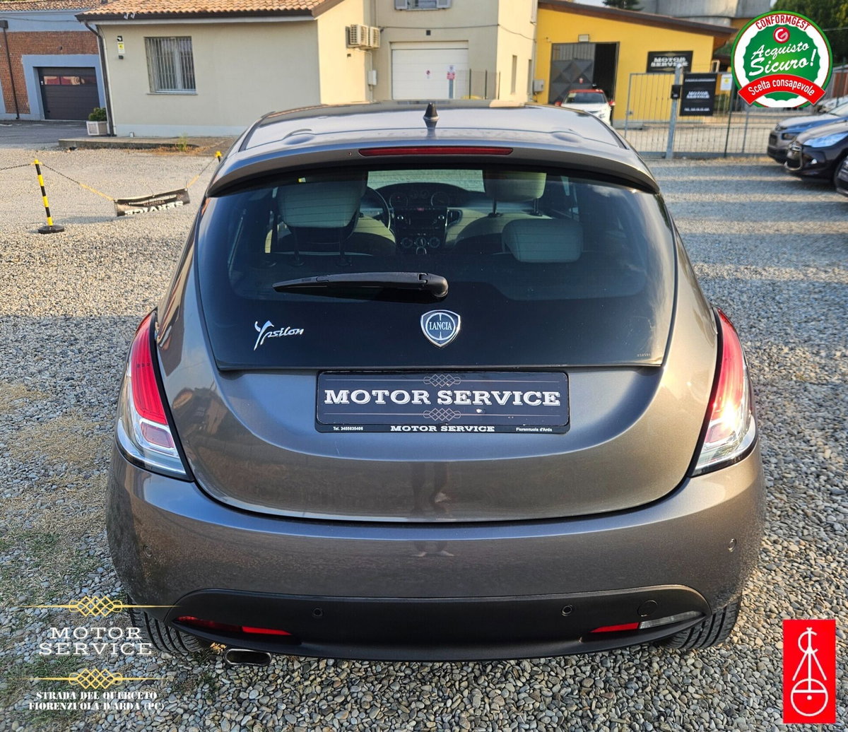 Lancia Ypsilon 1.2 69 CV 5 porte Platinum (5)