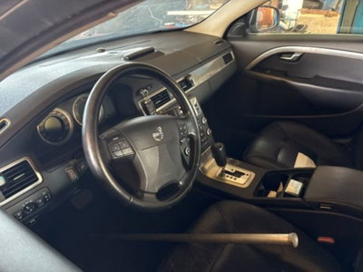 Volvo S80 2.4 D5 205 CV aut. Executive (5)