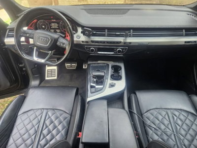 Audi Q7 3.0 TDI 272 CV quattro tiptronic Business Plus (9)
