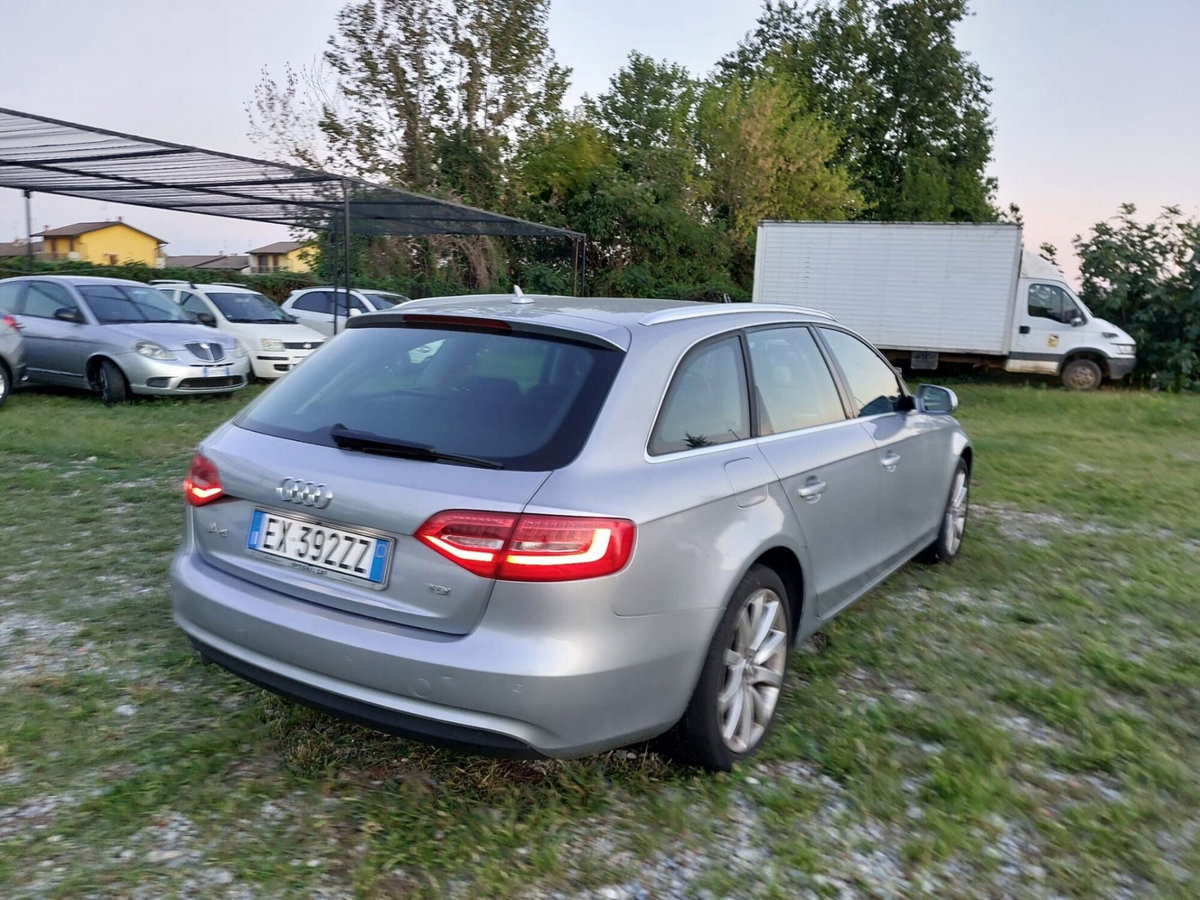 Audi A4 Avant 2.0 TDI 190 CV clean diesel multitronic Bus. Plus (4)