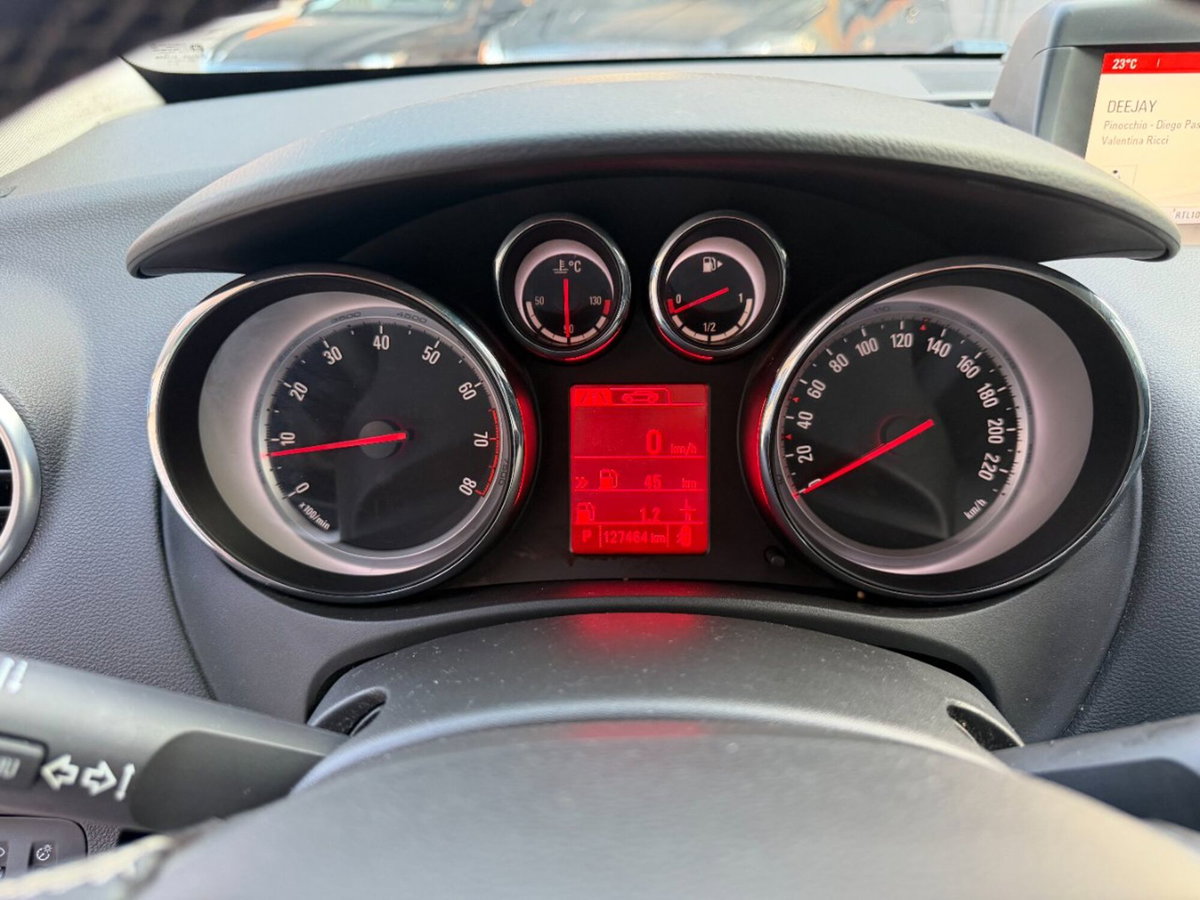 Opel Meriva 1.4 Turbo 120CV Cosmo (13)