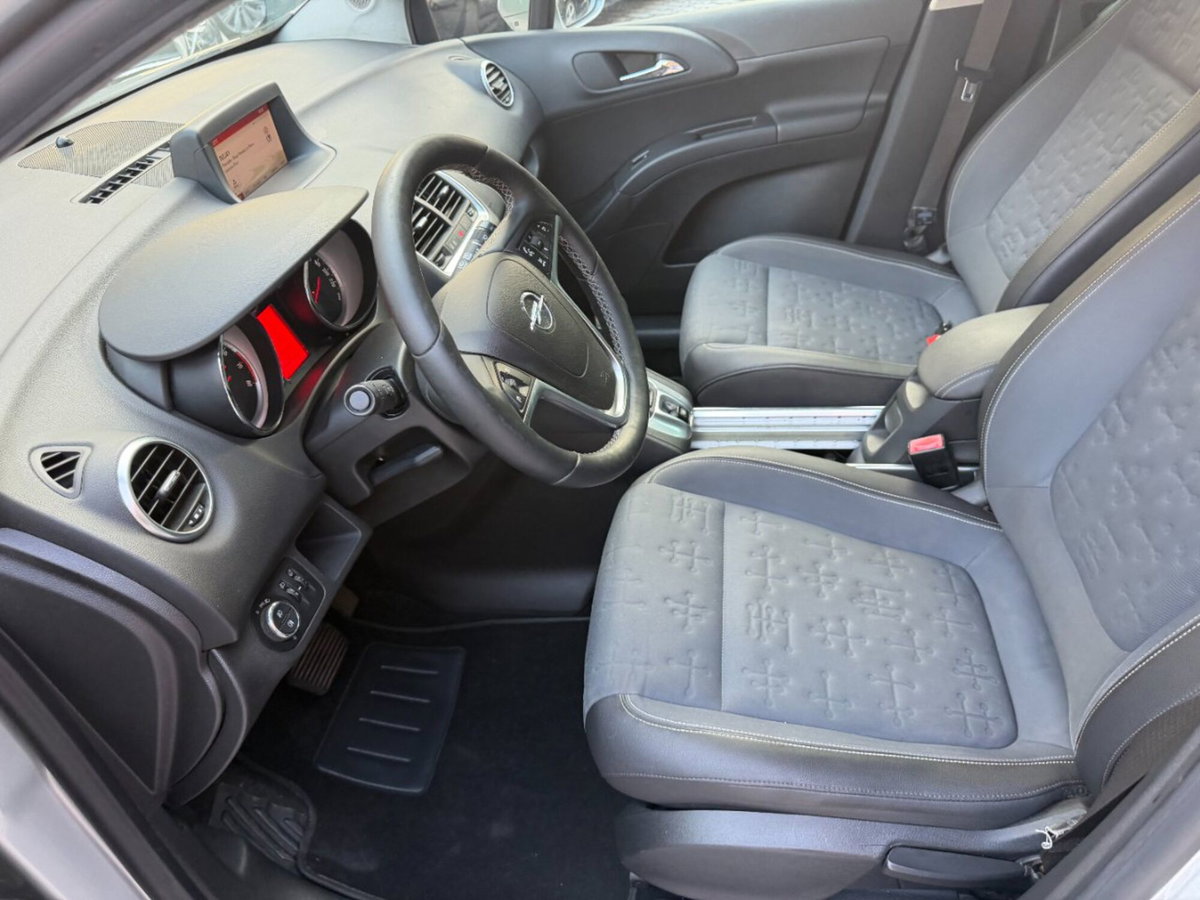 Opel Meriva 1.4 Turbo 120CV Cosmo (9)