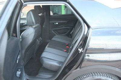 Peugeot 3008 BlueHDi 130 S&S EAT8 Allure Pack (15)