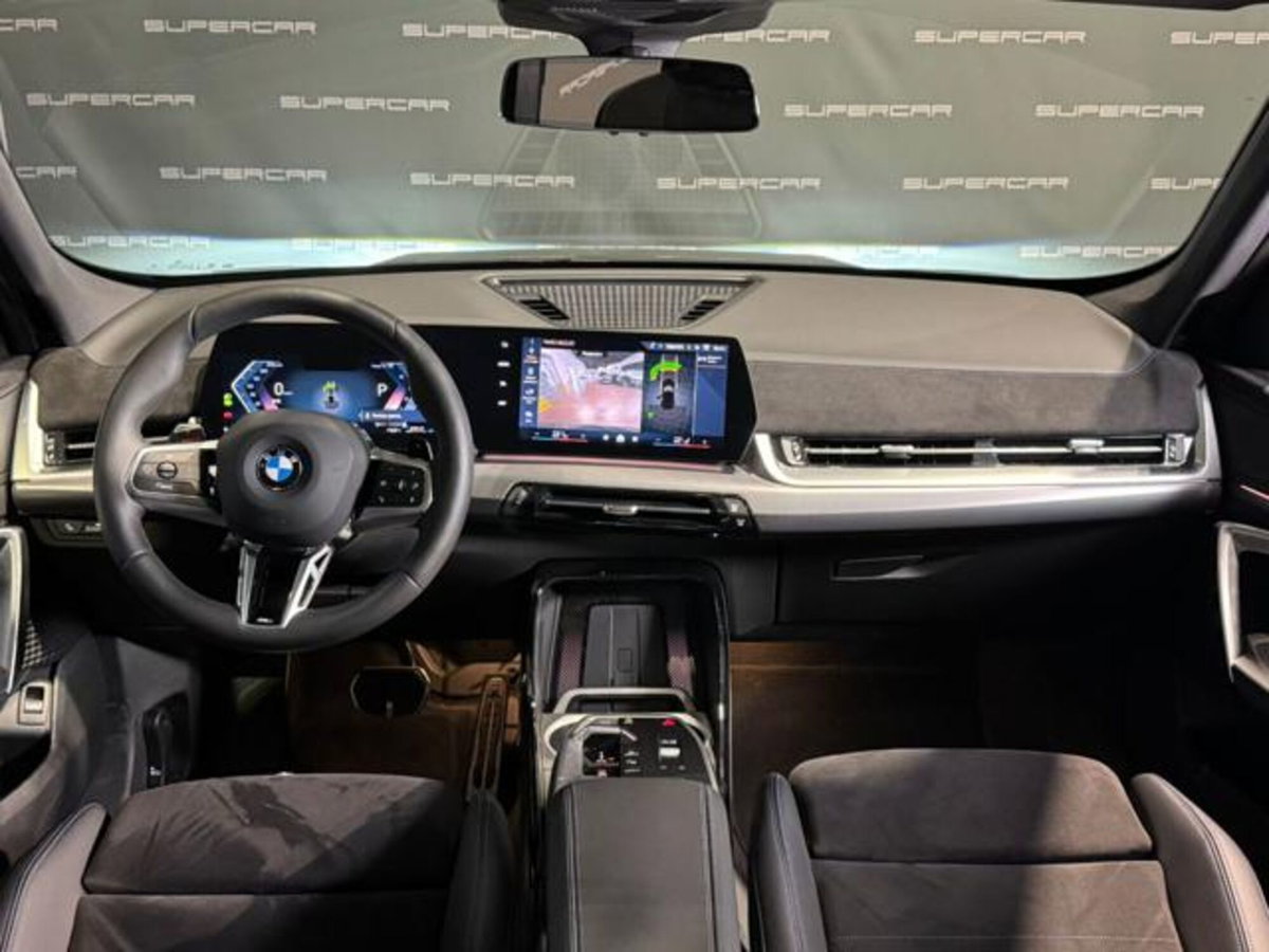 BMW X1 sDrive 18i Msport (10)