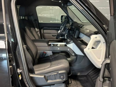 Land Rover Defender 110 3.0D I6 200 CV AWD Auto X-Dynamic S (10)