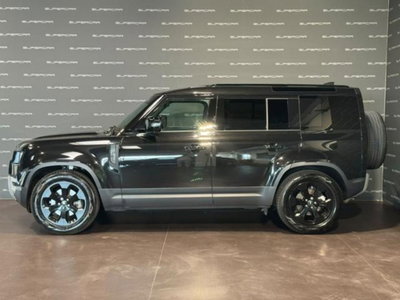 Land Rover Defender 110 3.0D I6 200 CV AWD Auto X-Dynamic S (5)