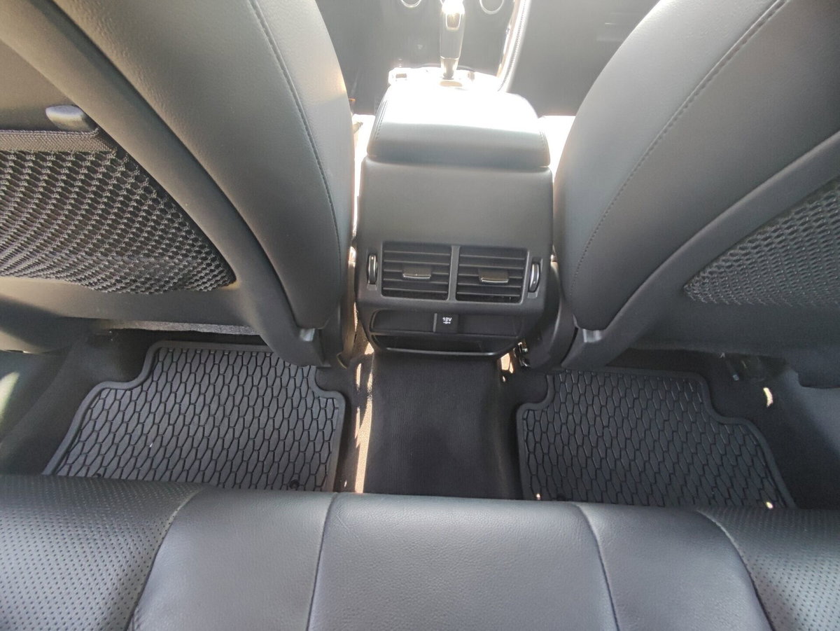 Jaguar E-Pace 2.0D 150 CV AWD aut. R-Dynamic (19)