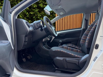 Citroen C1 C1 VTi 68 5 porte Shine (11)