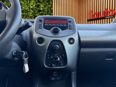 Citroen C1 C1 VTi 68 5 porte Shine (14)