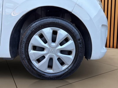 Citroen C1 C1 VTi 68 5 porte Shine (9)