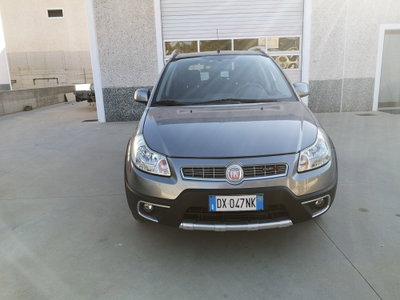 Fiat Sedici 2.0 MJT 16V DPF 4x4 Emotion (2)