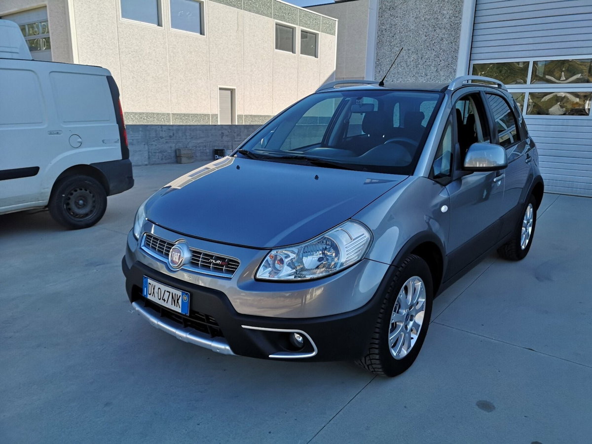 Fiat Sedici 2.0 MJT 16V DPF 4x4 Emotion (3)
