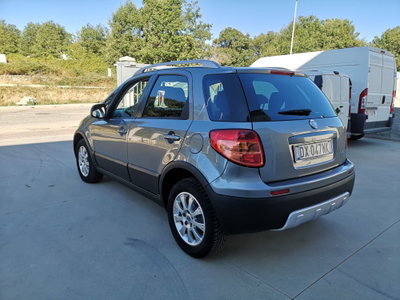 Fiat Sedici 2.0 MJT 16V DPF 4x4 Emotion (4)
