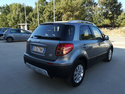Fiat Sedici 2.0 MJT 16V DPF 4x4 Emotion (7)