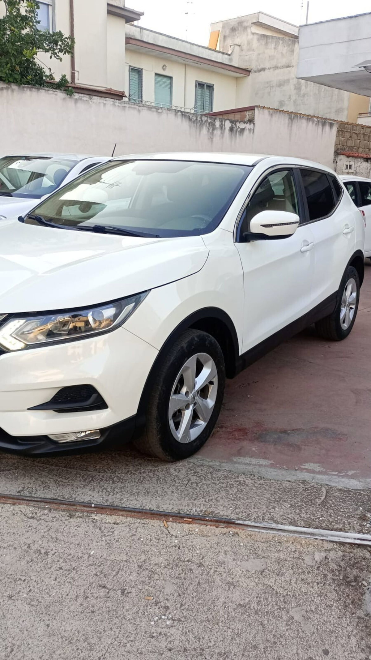 Nissan Qashqai 1.5 dCi Business (3)