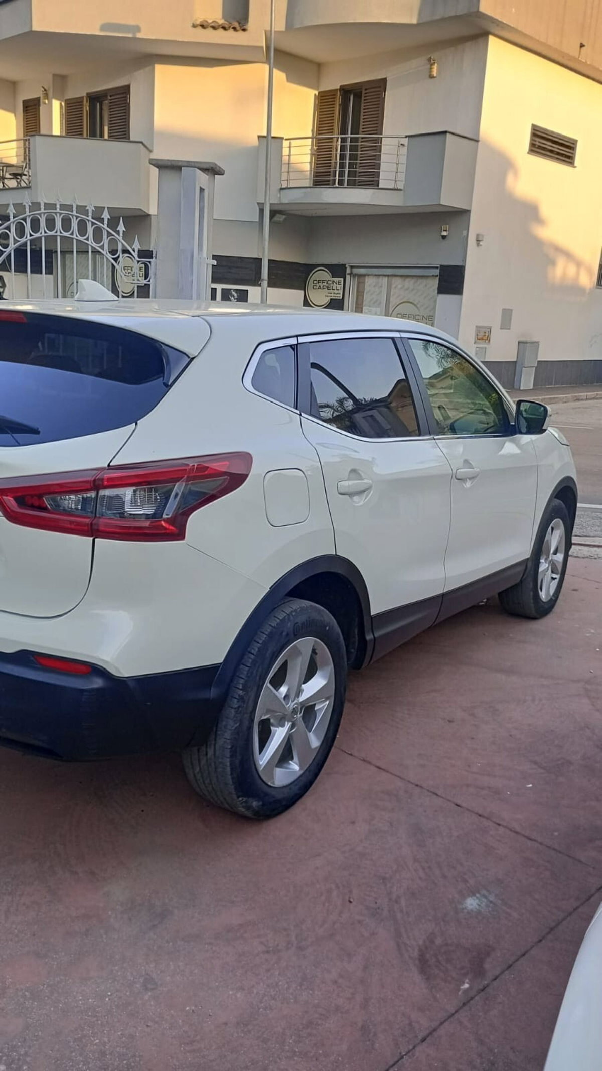 Nissan Qashqai 1.5 dCi Business (6)