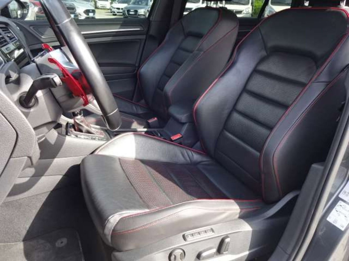 Volkswagen Golf 2.0 tsi GTI MT Ultimate 245cv (11)