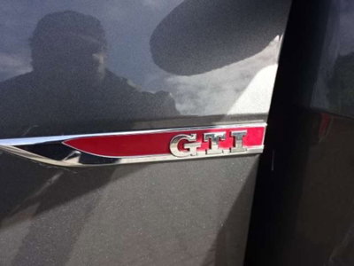 Volkswagen Golf 2.0 tsi GTI MT Ultimate 245cv (14)