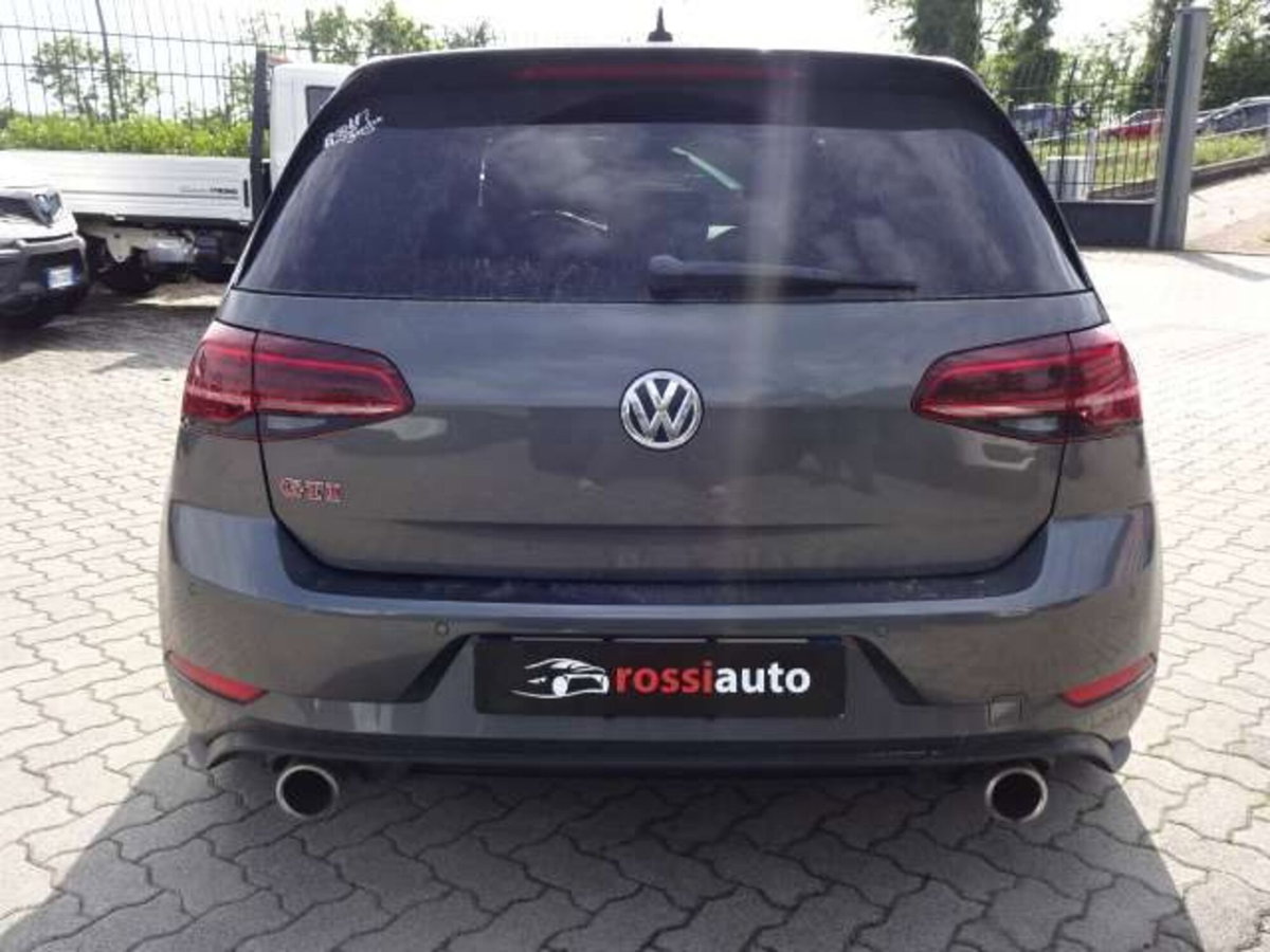 Volkswagen Golf 2.0 tsi GTI MT Ultimate 245cv (5)