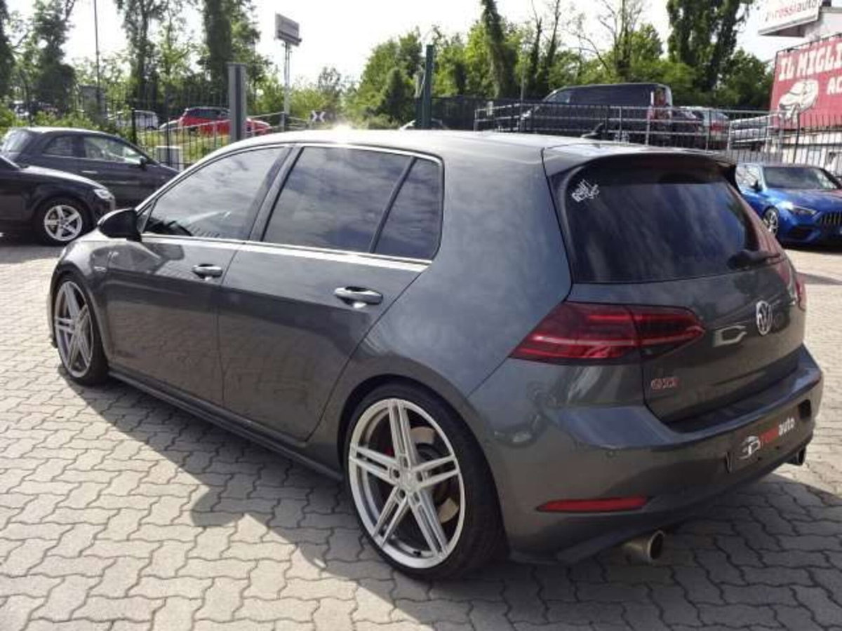 Volkswagen Golf 2.0 tsi GTI MT Ultimate 245cv (6)