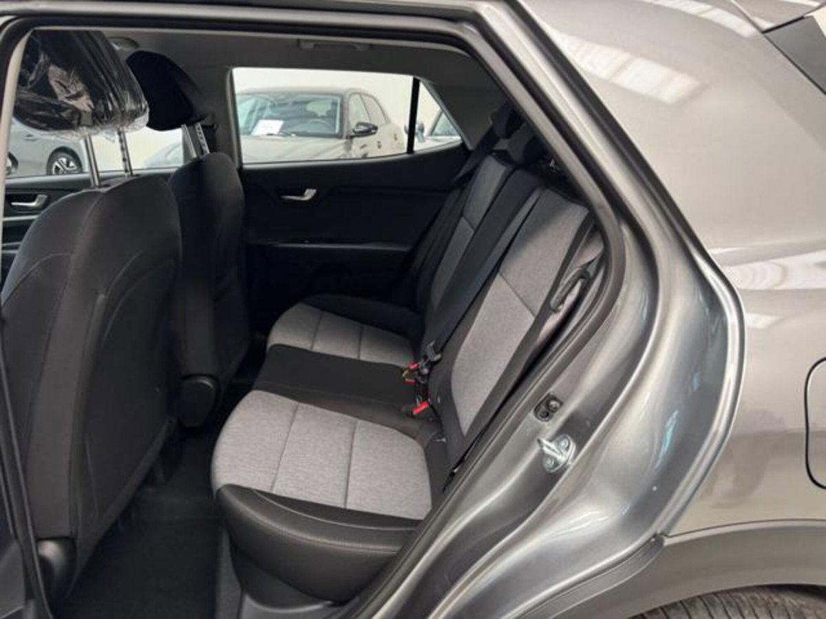 Kia Stonic 1.0 t-gdi Urban (6)