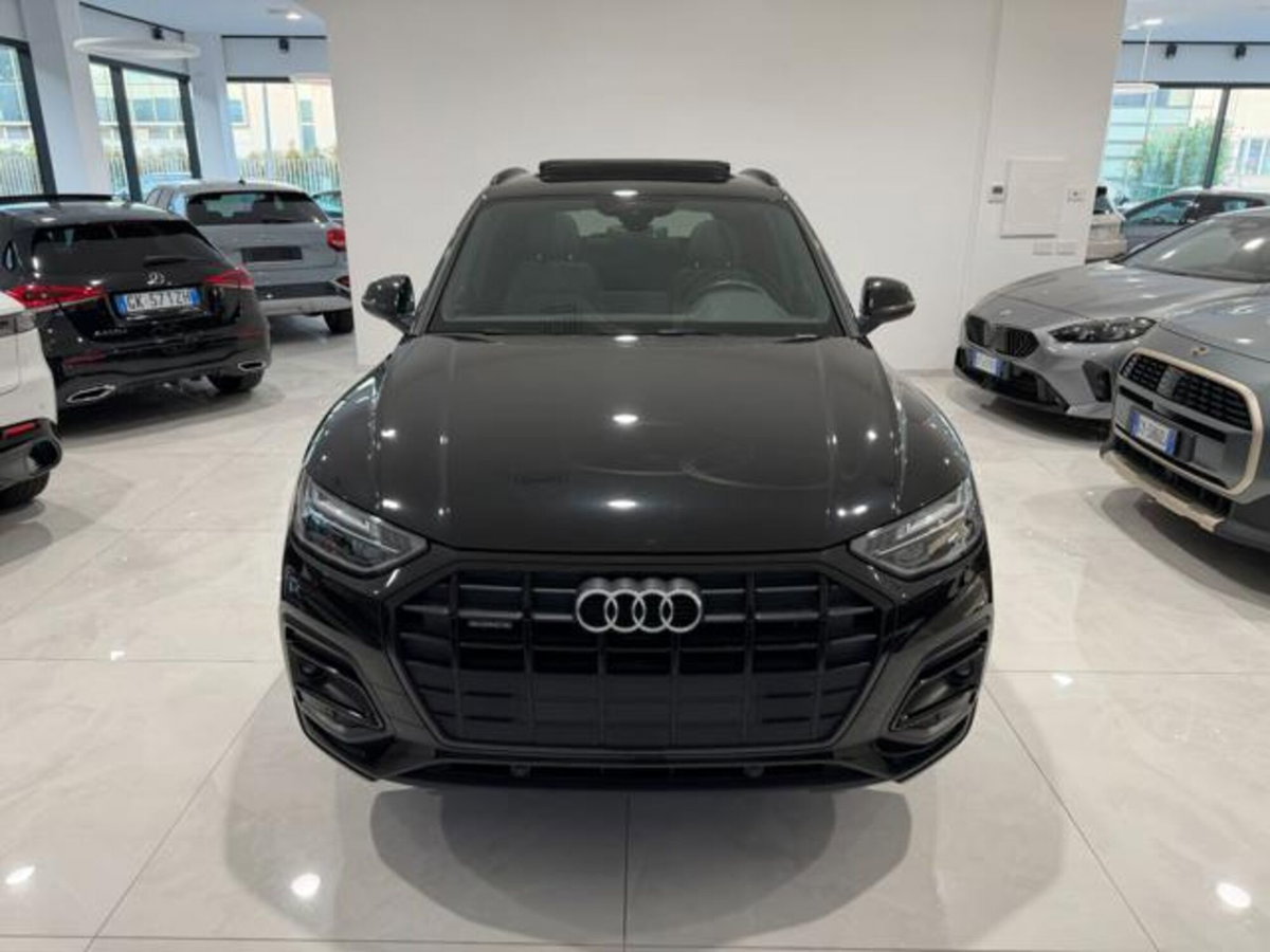Audi Q5 Sportback 40 2.0 tdi mhev 12V Business Advanced quattro s-tronic (2)