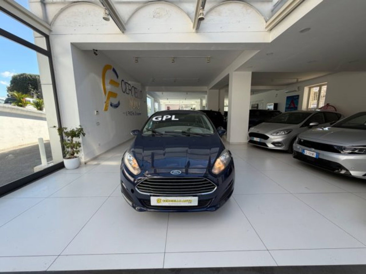 Ford Fiesta 1.4 5 porte Bz.- GPL Titanium (3)