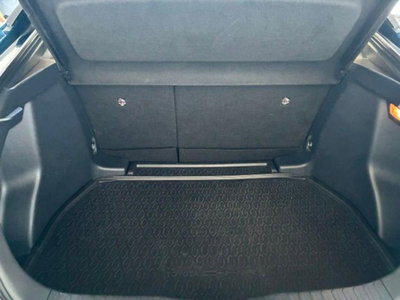 Toyota Toyota C-HR 1.8 hv Lounge fwd e-cvt (13)