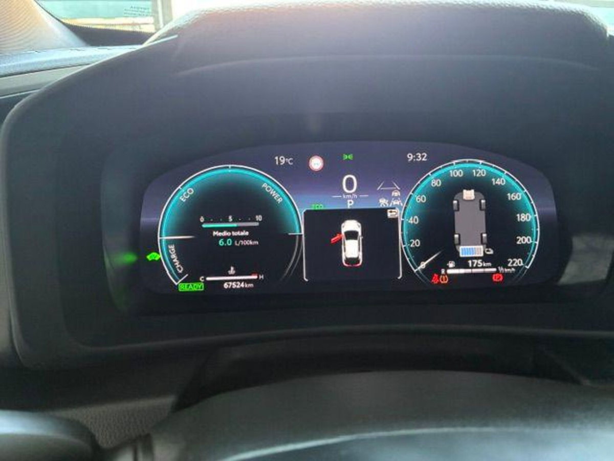 Toyota Toyota C-HR 1.8 hv Lounge fwd e-cvt (7)