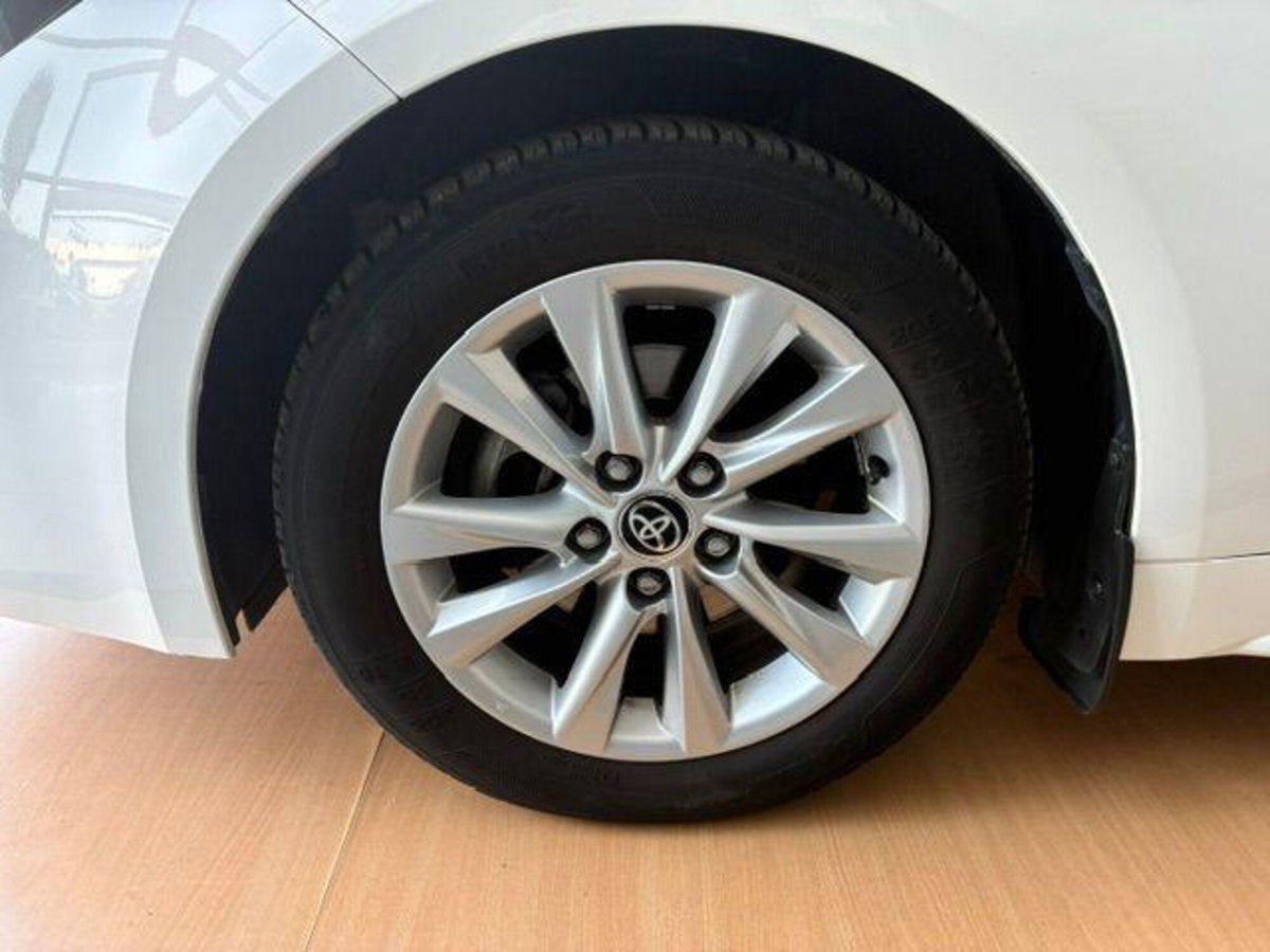 Toyota Corolla Touring Sports 1.8 Hybrid Business (15)