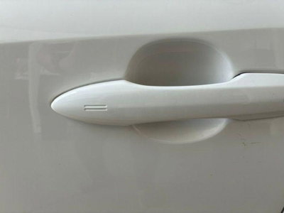 Toyota Corolla Touring Sports 1.8 Hybrid Business (2)