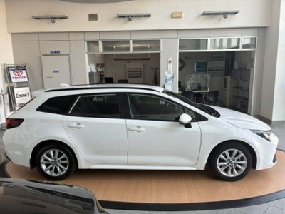 Toyota Corolla Touring Sports 1.8 Hybrid Business (4)