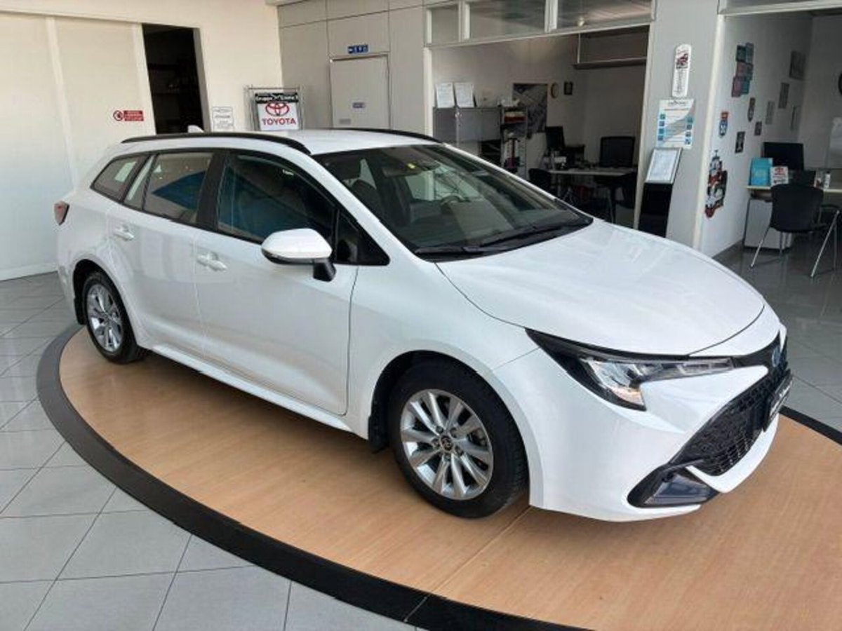 Toyota Corolla Touring Sports 1.8 Hybrid Business (5)