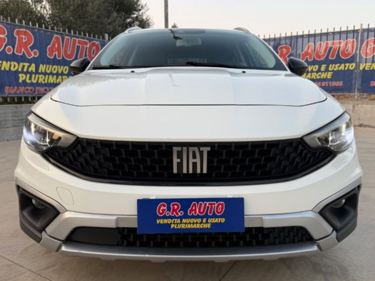 Fiat Tipo Tipo 5p 1.6 mjt Cross s&s 130cv (2)