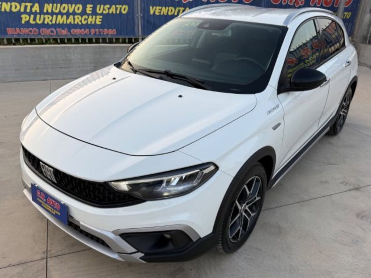 Fiat Tipo Tipo 5p 1.6 mjt Cross s&s 130cv (3)