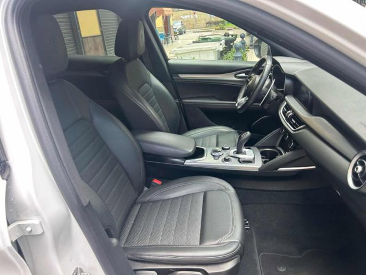 Alfa Romeo Stelvio Stelvio 2.2 Turbodiesel 190 CV AT8 Q4 Sprint (10)