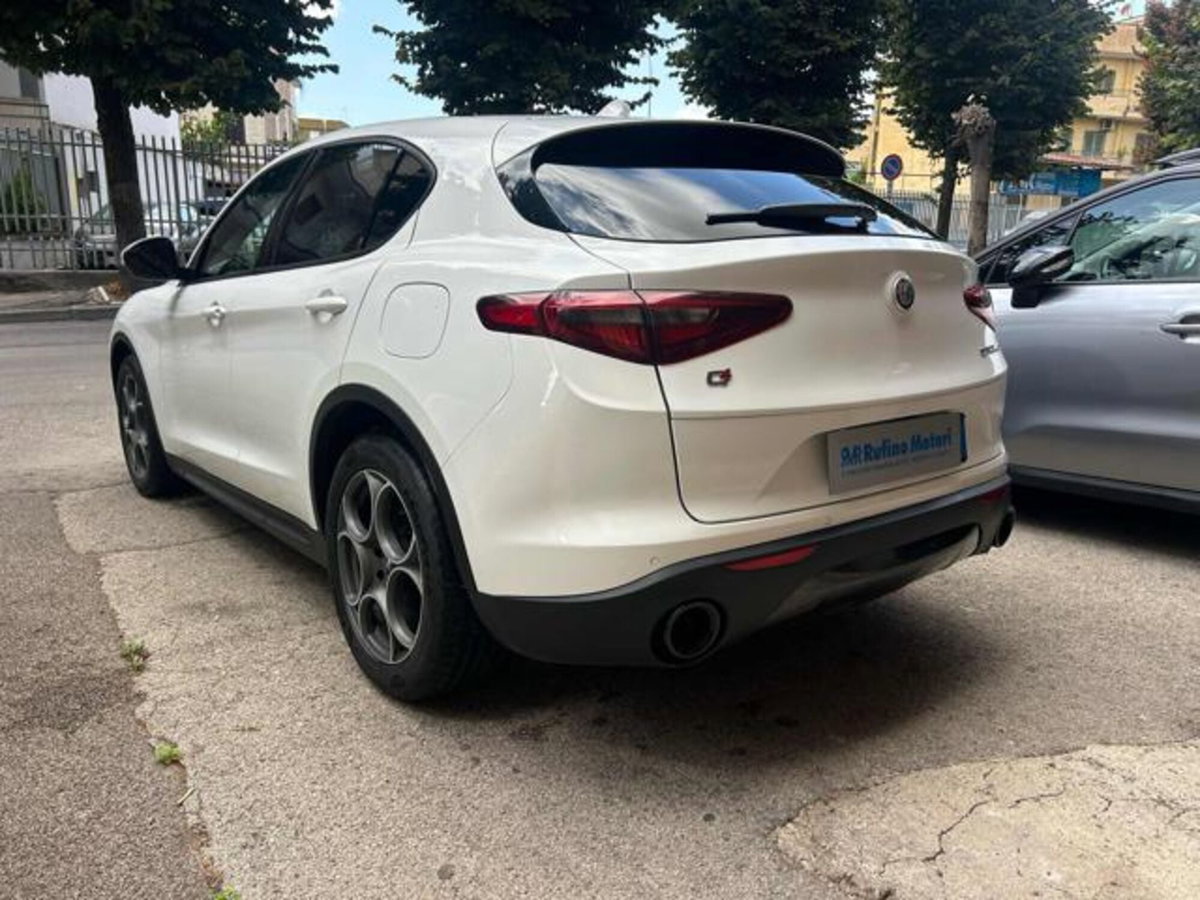 Alfa Romeo Stelvio Stelvio 2.2 Turbodiesel 190 CV AT8 Q4 Sprint (4)