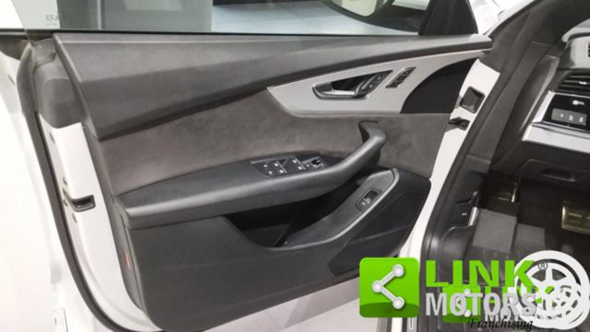 Audi Q8 Q8 50 TDI 286 CV quattro tiptronic Sport (11)