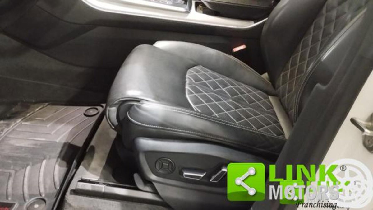 Audi Q8 Q8 50 TDI 286 CV quattro tiptronic Sport (16)